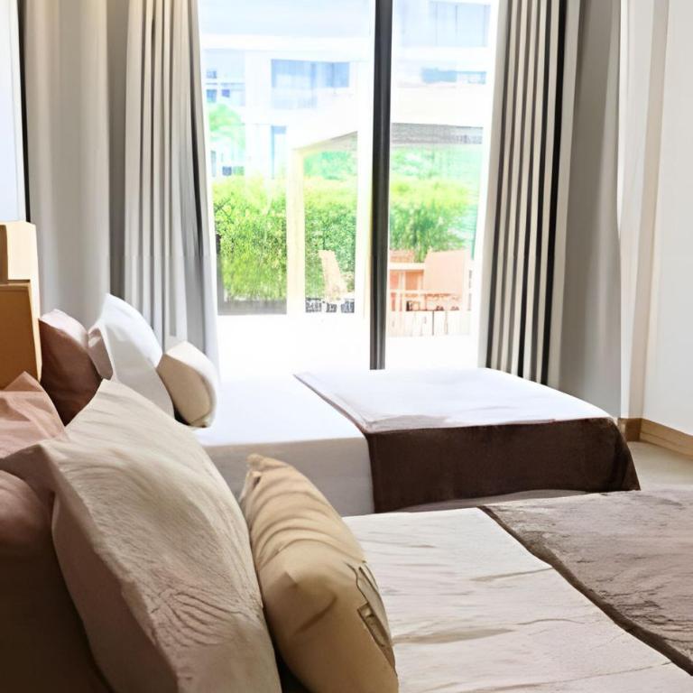 Exclusive Apartment, Private Pool and Beach Access - Two-Bedroom Apartment with Private Pool - 9