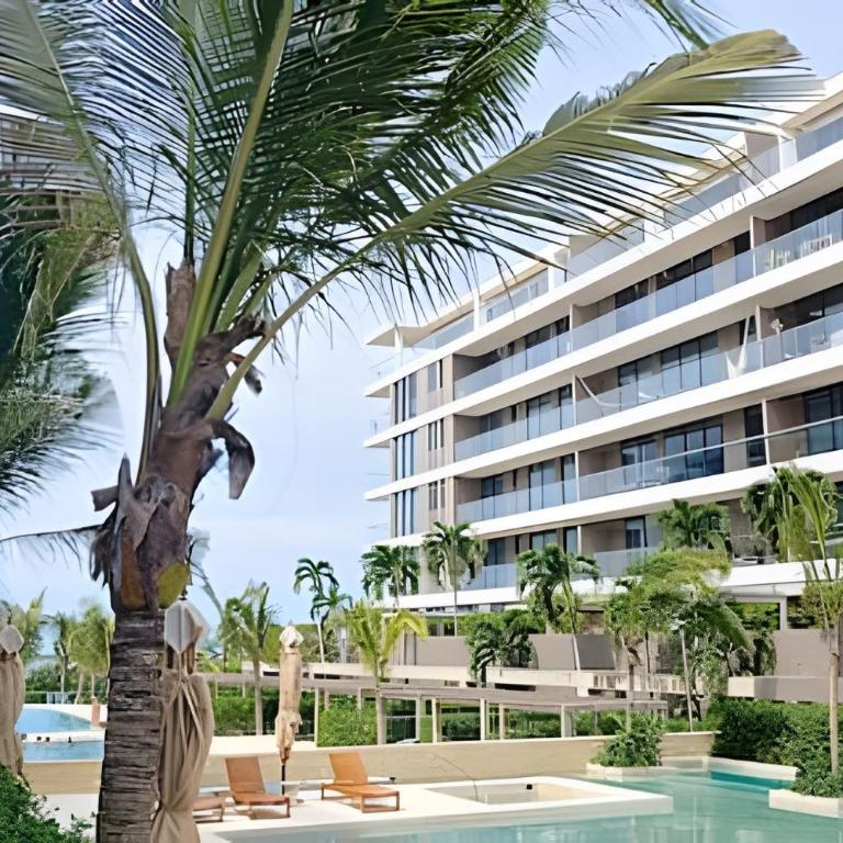 Exclusive Apartment, Private Pool and Beach Access - Two-Bedroom Apartment with Private Pool - 39