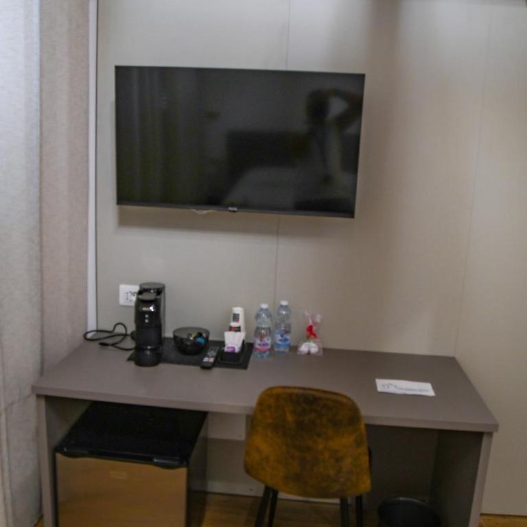 San Giovanni Rooms Livorno - Double Room with Private Bathroom - 7