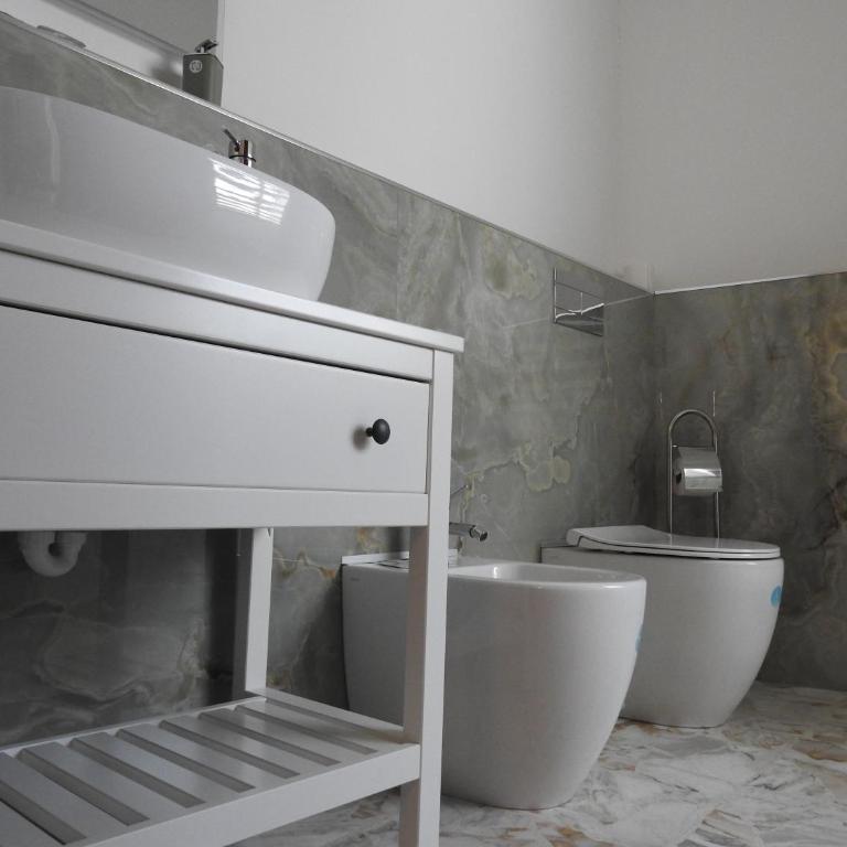 Cavaliere Suites Catania - Appartamento con 2 Camere da Letto - 70