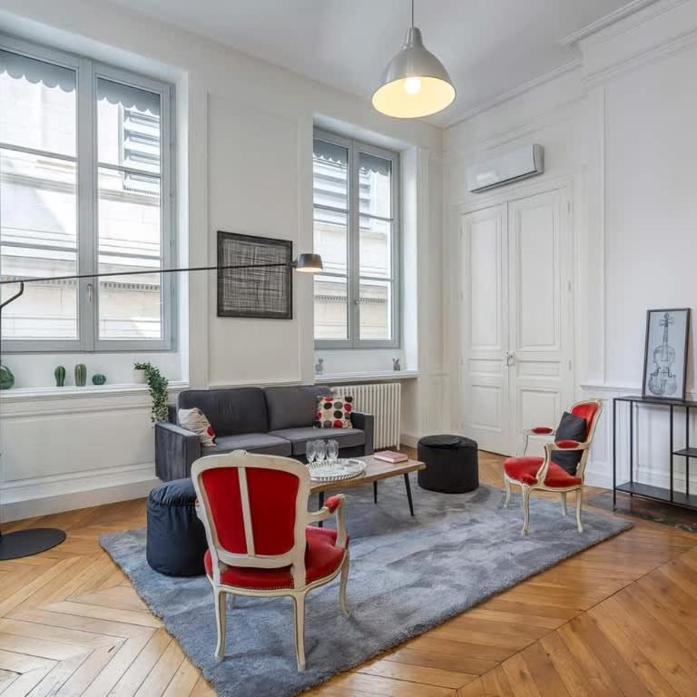 Charlie - Furnished apartment 260m² Downtown Lyon - Apartment - 3