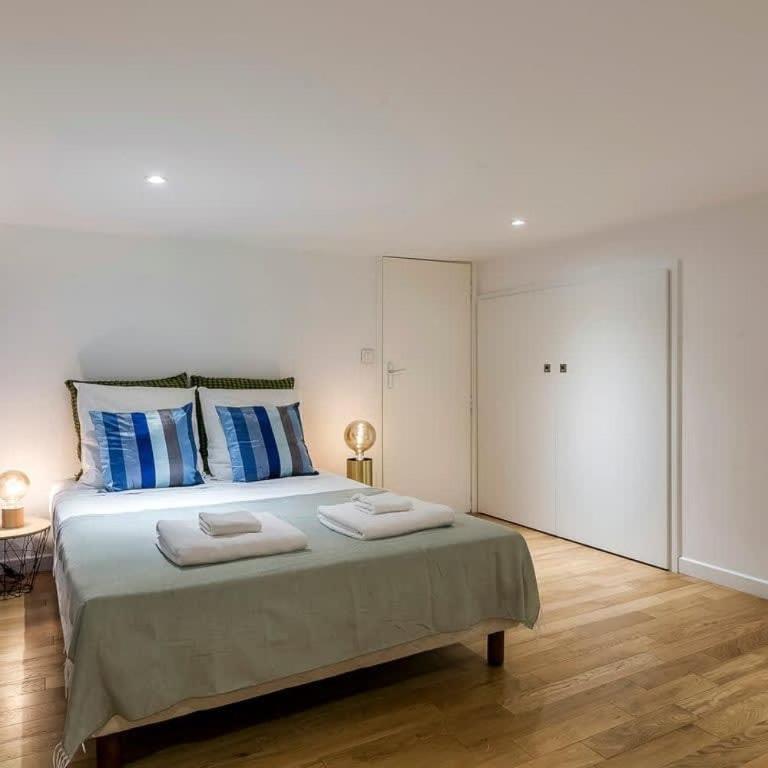 Charlie - Furnished apartment 260m² Downtown Lyon - Apartment - 26