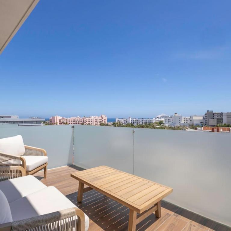 3 BD Penthouse BBQ Near Medano Beach - Apartment - 23