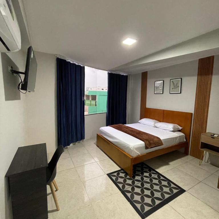 Suites Avenida - Deluxe Room - 4