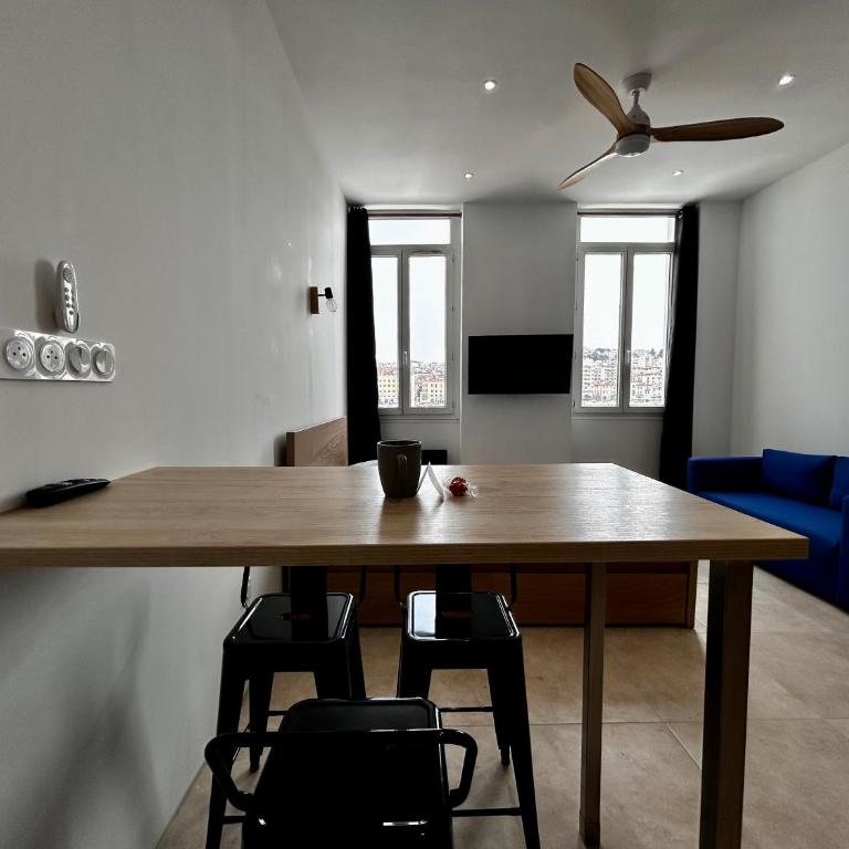 Appartement vue imprenable Vieux-Port et Notre Dame - Studio - Vue sur Mer - 5