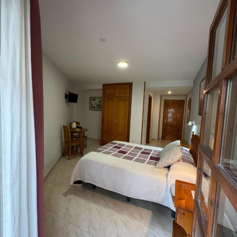 Hostal Marboré - Habitación Doble - 3
