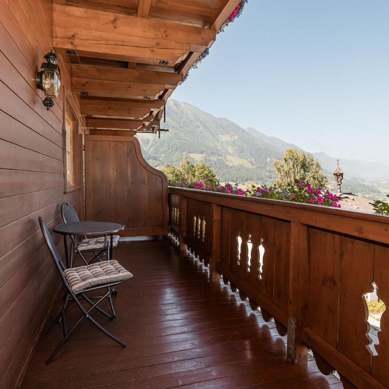 Apartments - Pension Florian - Apartment mit Blick auf die Berge - 2
