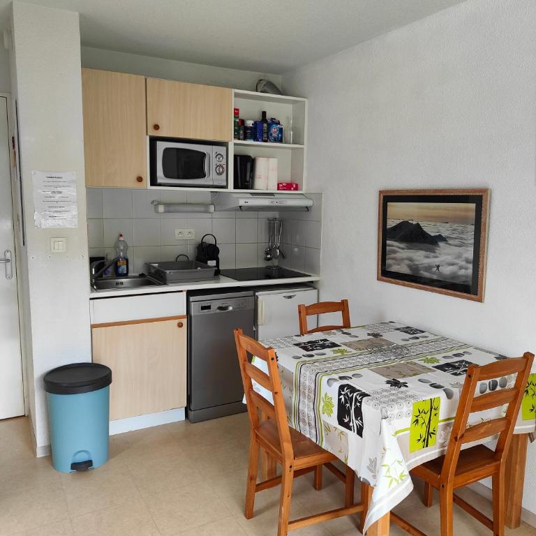 véritable 2 pièces, vue panoramique - Appartement 2 Chambres - 6