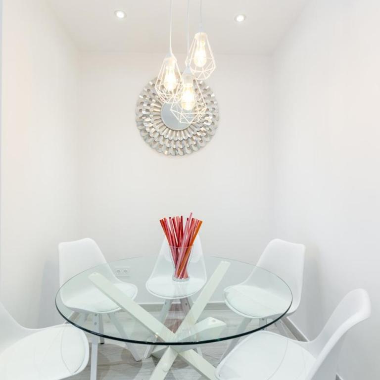 New and Bright-1BD 1BTH- Malaga Centro - One-Bedroom Apartment - 6