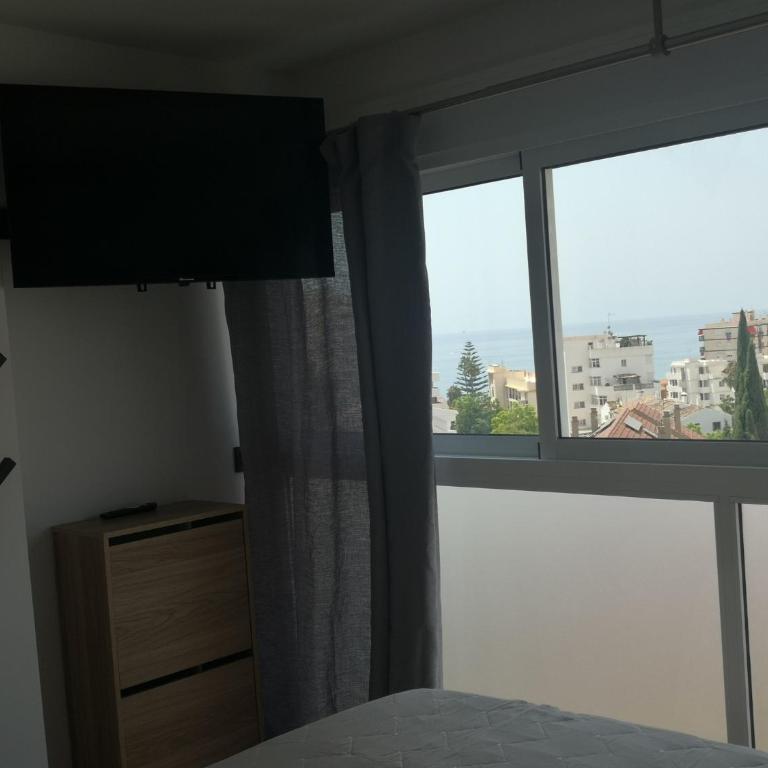 Blue Ocean Apartments - Two-Bedroom Apartment with Terrace and Sea View - 10