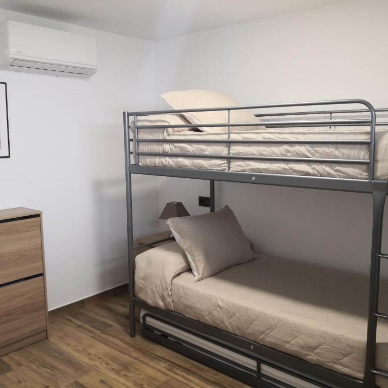 Blue Ocean Apartments - Two-Bedroom Apartment with Terrace and Sea View - 7