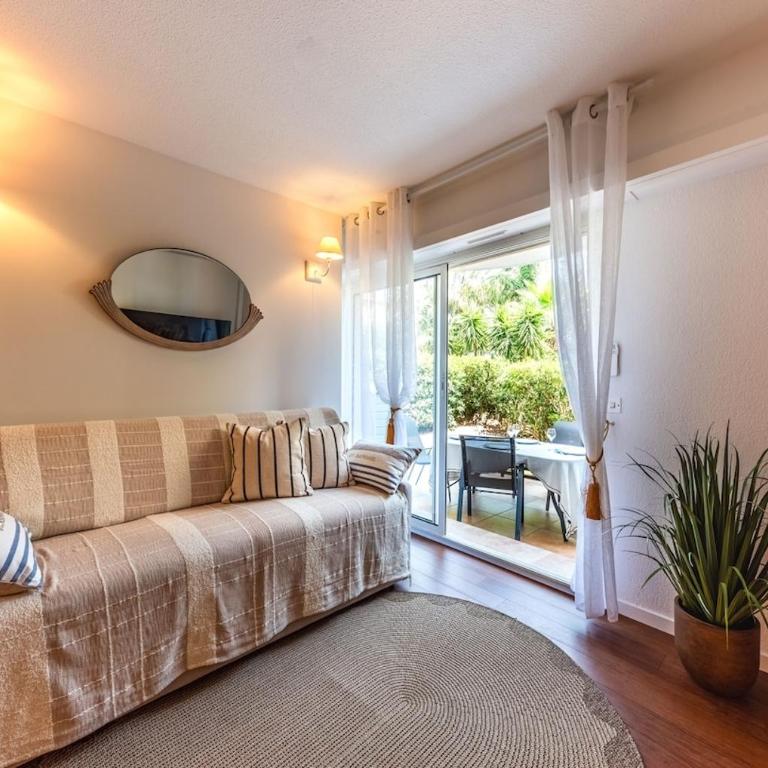Saint Raphael appartement 4 étoiles neuf en rez de jardin privatif - Appartamento con 2 Camere da Letto - 22