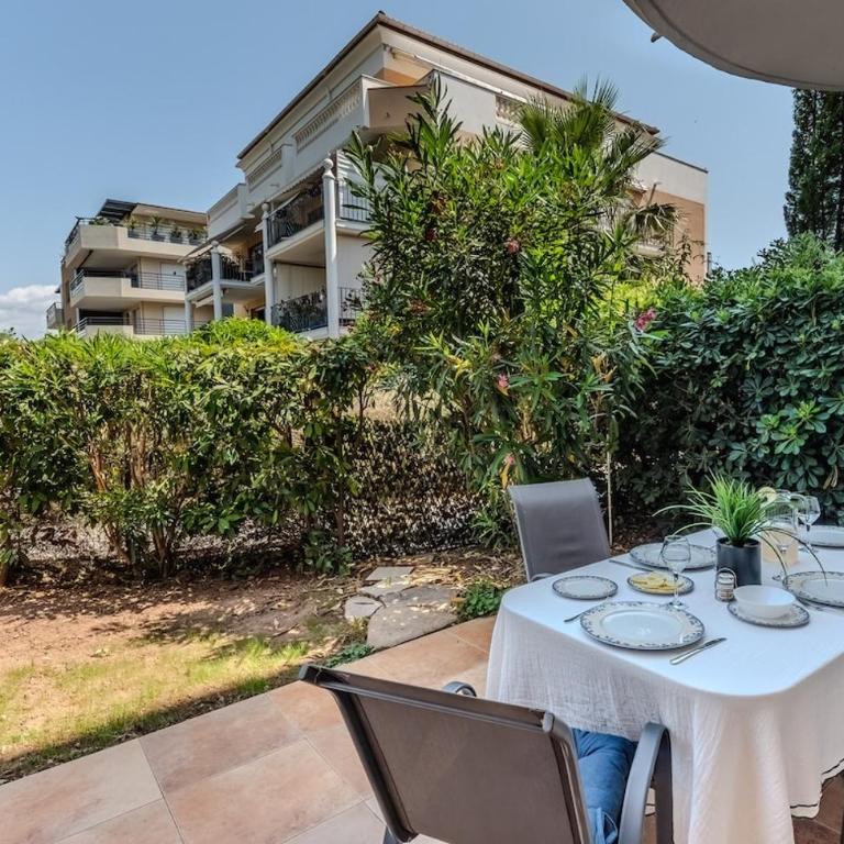 Saint Raphael appartement 4 étoiles neuf en rez de jardin privatif - Appartamento con 2 Camere da Letto - 32