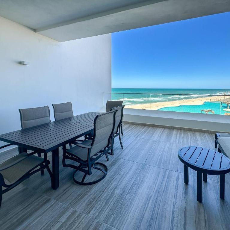 2BR Iconic Oceanfront Escape - Apartment - 48