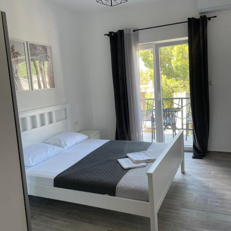 Quattro Rocce Apartments Zelen - Porodična Soba sa Bočnim Pogledom na More - 1