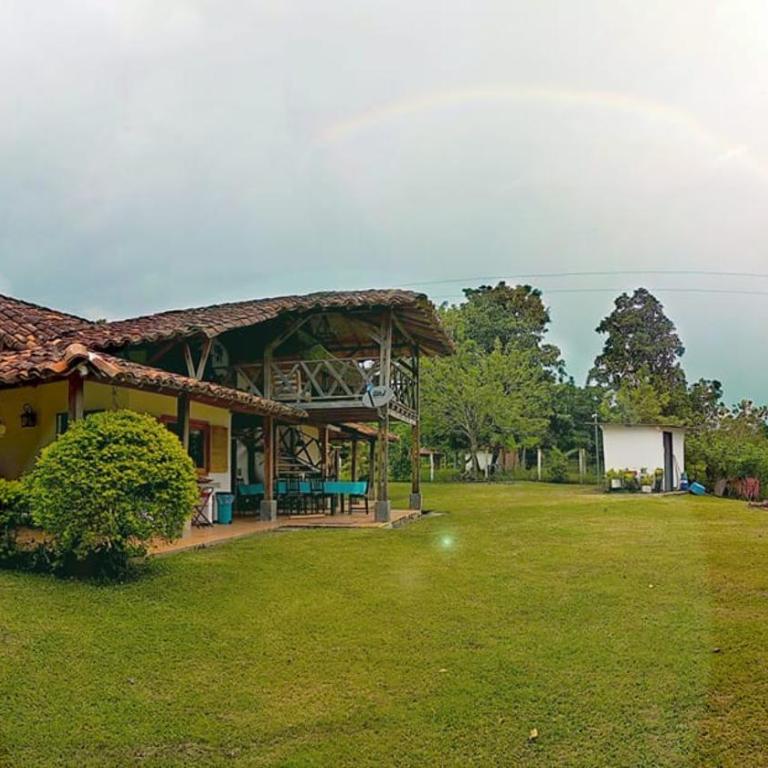 Beautiful and comfortable estate for 10 people from 450,000 - Chalet - 1