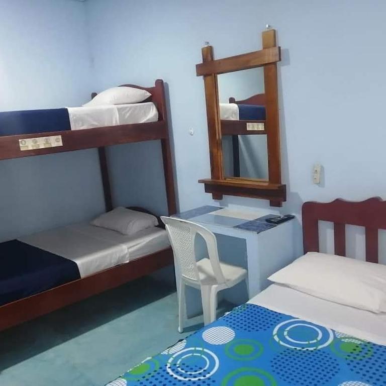 Hostal Aruba - Habitación Triple Básica - 2