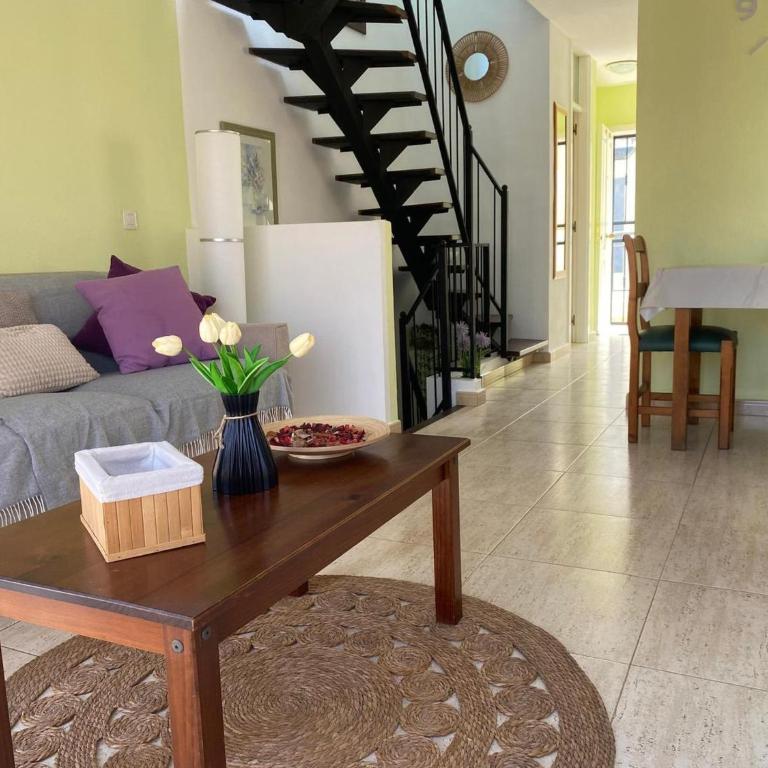 Apartment in Tenerife with Sea Views - Two-Bedroom Holiday Home - 8