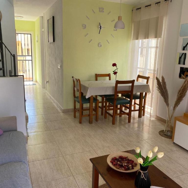 Apartment in Tenerife with Sea Views - Two-Bedroom Holiday Home - 9