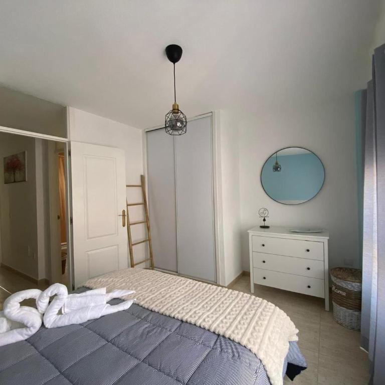 Apartment in Tenerife with Sea Views - Two-Bedroom Holiday Home - 18