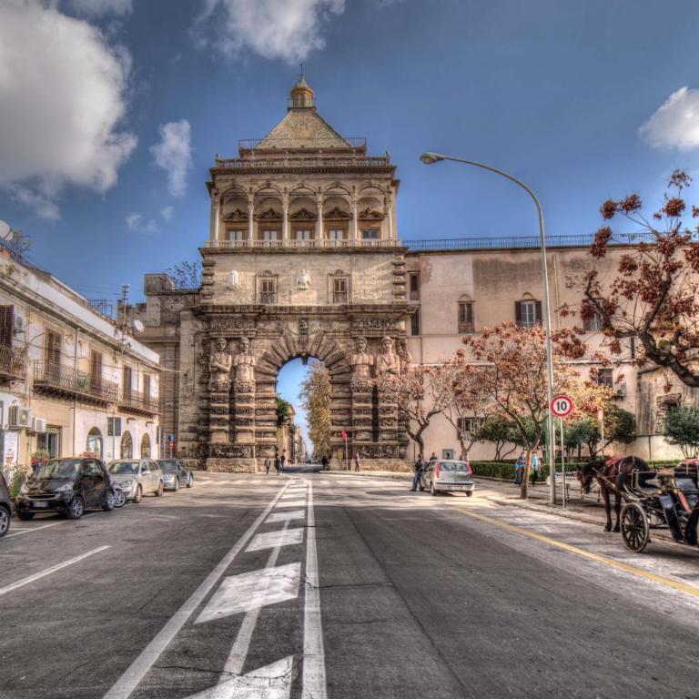 Enjoy Palermo - Appartamento con 2 Camere da Letto - 76