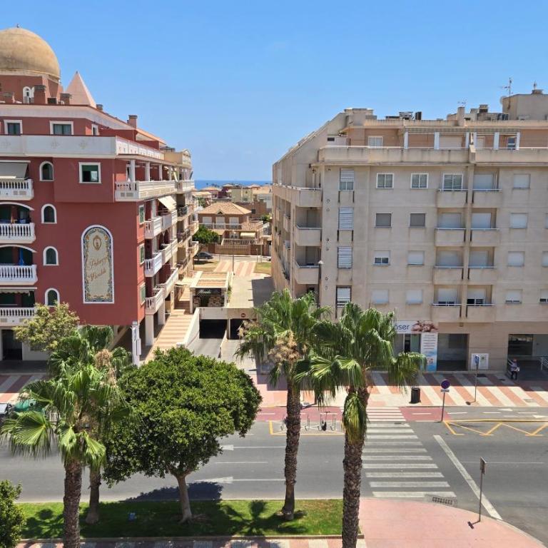 Casa Puerta Roquetas - Three-Bedroom Premium Apartment - 28