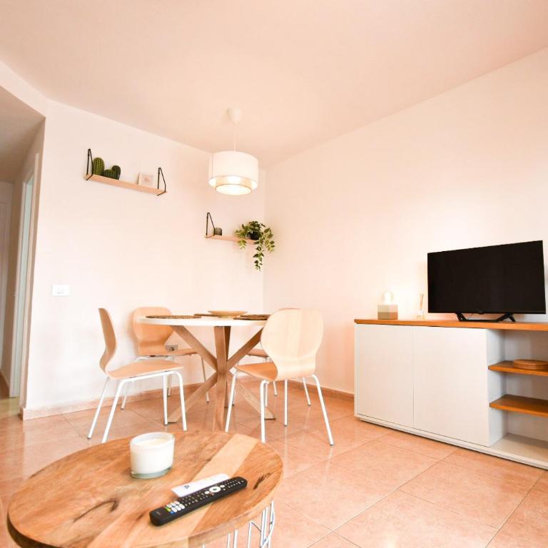 Book Jet - OASIS CORRALEJO Apartments Pool & WIFI - Apartamento de 1 dormitorio con terraza - 1