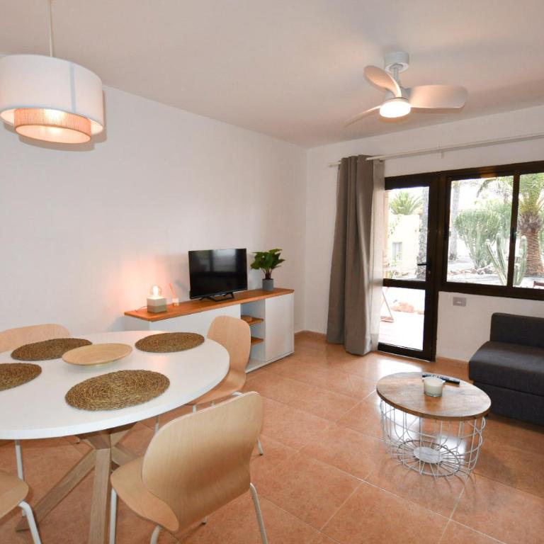 Book Jet - OASIS CORRALEJO Apartments Pool & WIFI - Apartamento de 1 dormitorio con terraza - 3