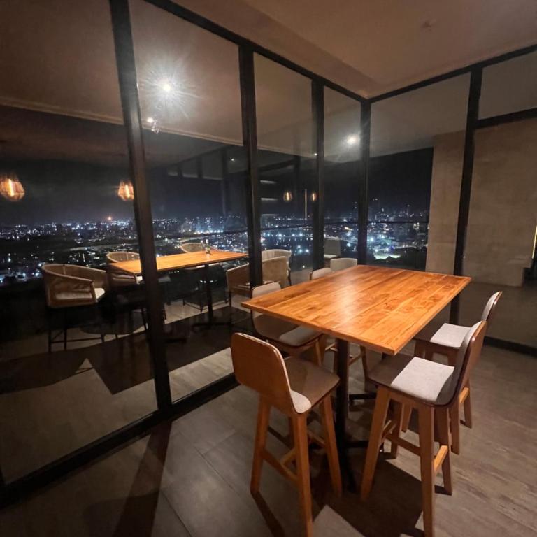 Murano centro 1 - 25 Floor byIMZ - Two-Bedroom Apartment - 89