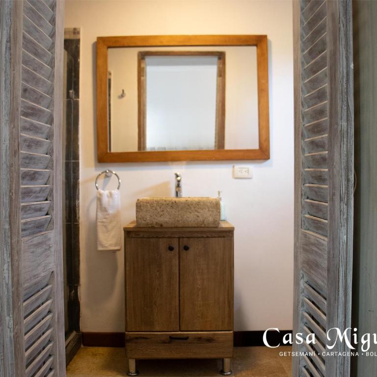 Casa Migueli, exclusiva casa con jacuzzi en terraza - Three-Bedroom House - 13
