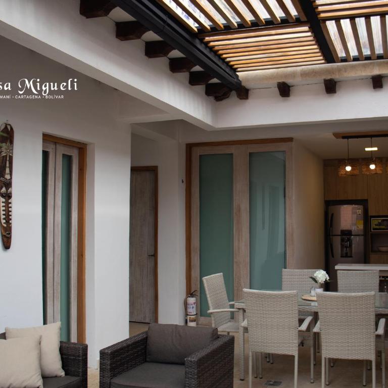 Casa Migueli, exclusiva casa con jacuzzi en terraza - Three-Bedroom House - 20
