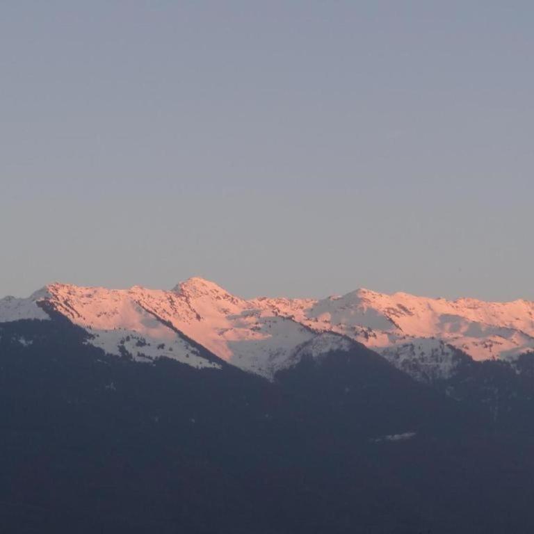 Mansion in Albertville near Ski Slopes - Maison de Vacances Six Chambres - 33