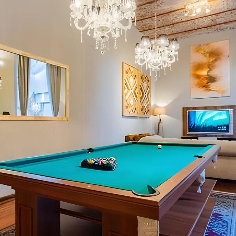 Great house w/ private terrace BBQ & Jacuzzi - Villa de 3 dormitorios - 10