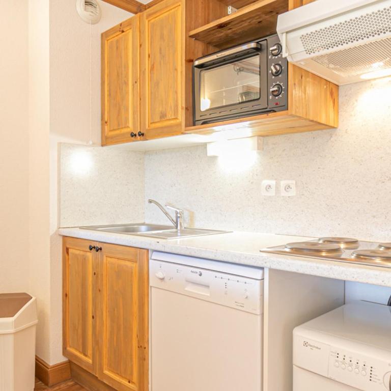 Spacieux appartement 6 personnes à Aussois avec balcon et WIFI - One-Bedroom Apartment - 9