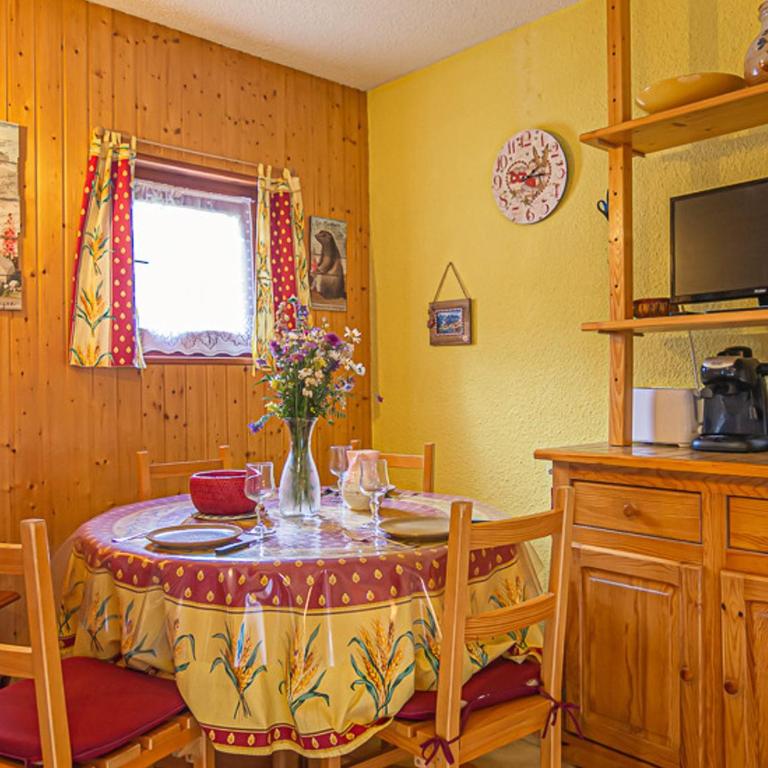 Studio fonctionnel avec balcon pour 3 personnes - Estudio - 7