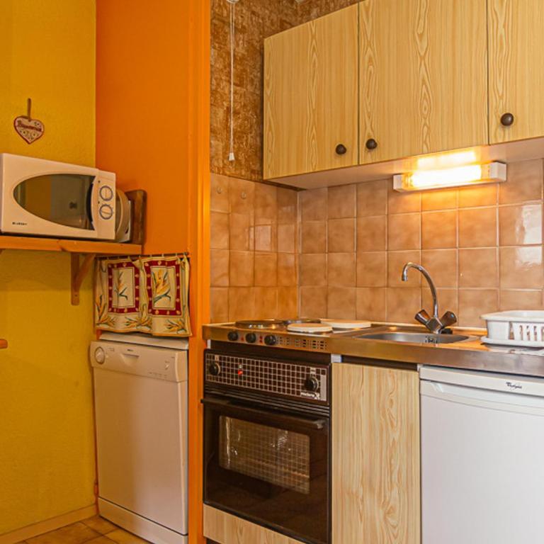 Studio fonctionnel avec balcon pour 3 personnes - Estudio - 8