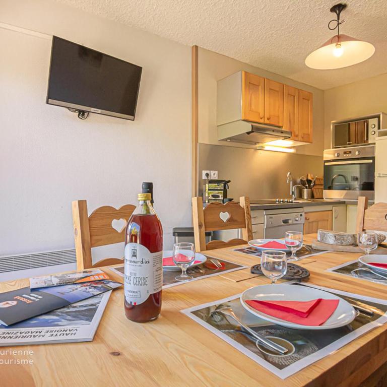 Appartement 2P à Aussois - 6 personnes, WIFI, animaux admis - FR-1-840-14 - Apartment - 2