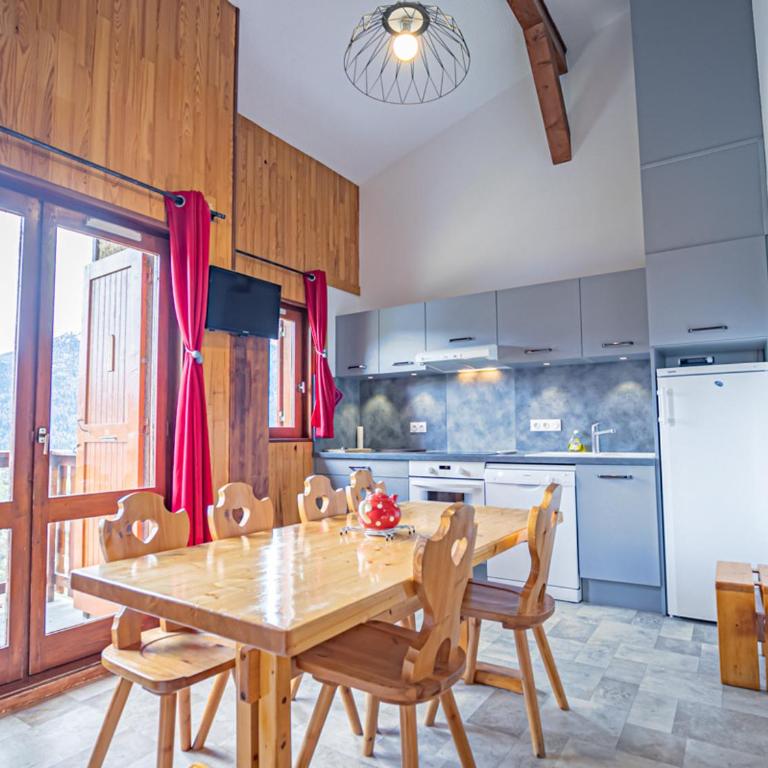 Confort 3 Pièces avec Mezzanine, 6 Pers., Balcon, Parking, Wi-Fi - Appartement 1 Chambre - 1