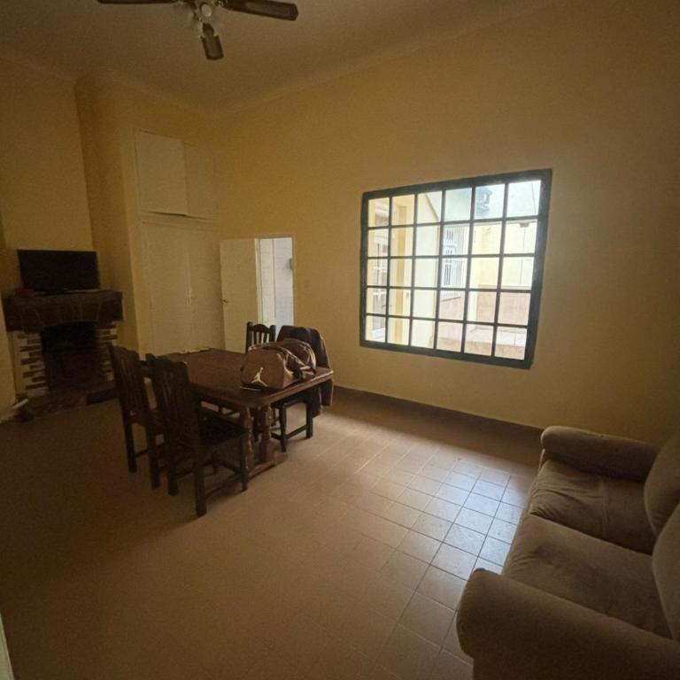 Casa en el Corazon de Salta Capital a 1 cuadra de la Plaza 9 de Julio - Casa de 2 dormitorios - 1