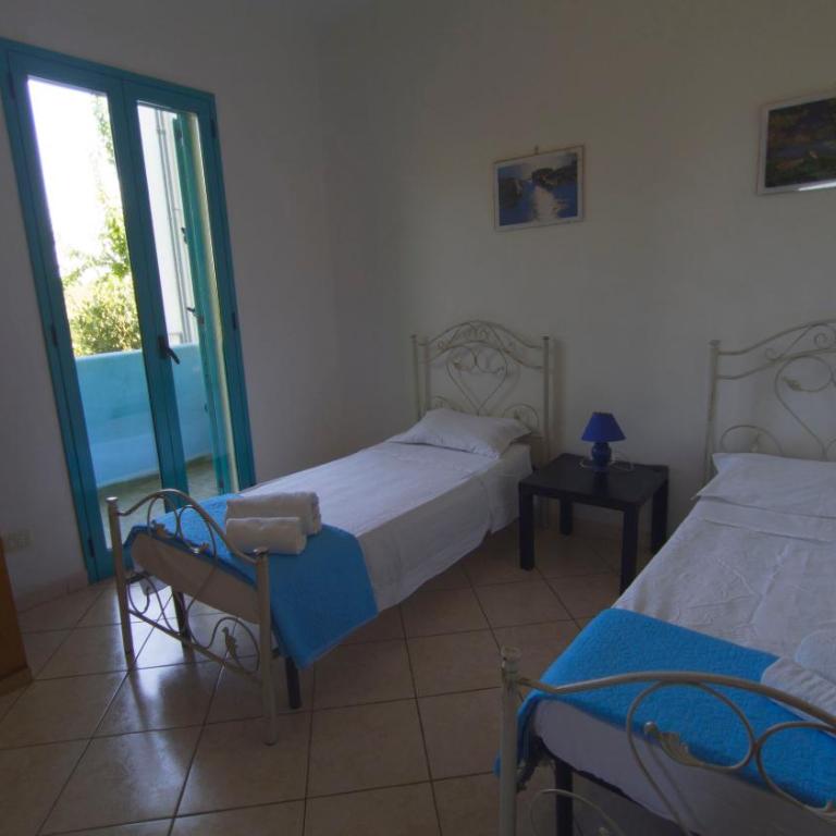 Rooms & Apartments La Spiaggia - Gallipoli - Appartamento Deluxe con 2 Camere da Letto e Balcone - 4