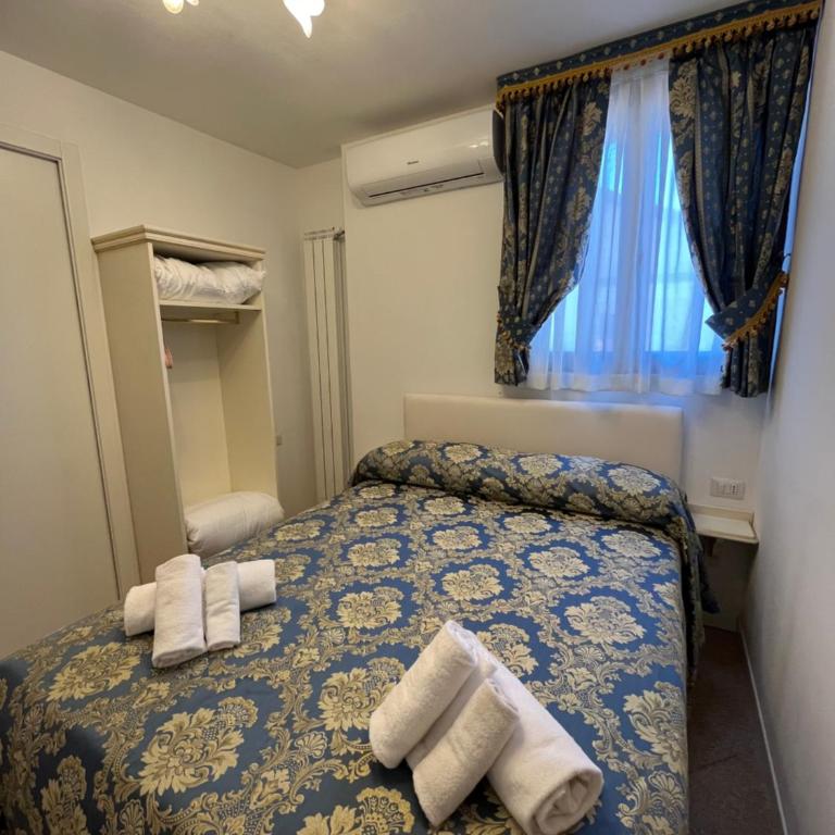 Ca' Antico Monastero - Camera Matrimoniale con Bagno Privato - 6