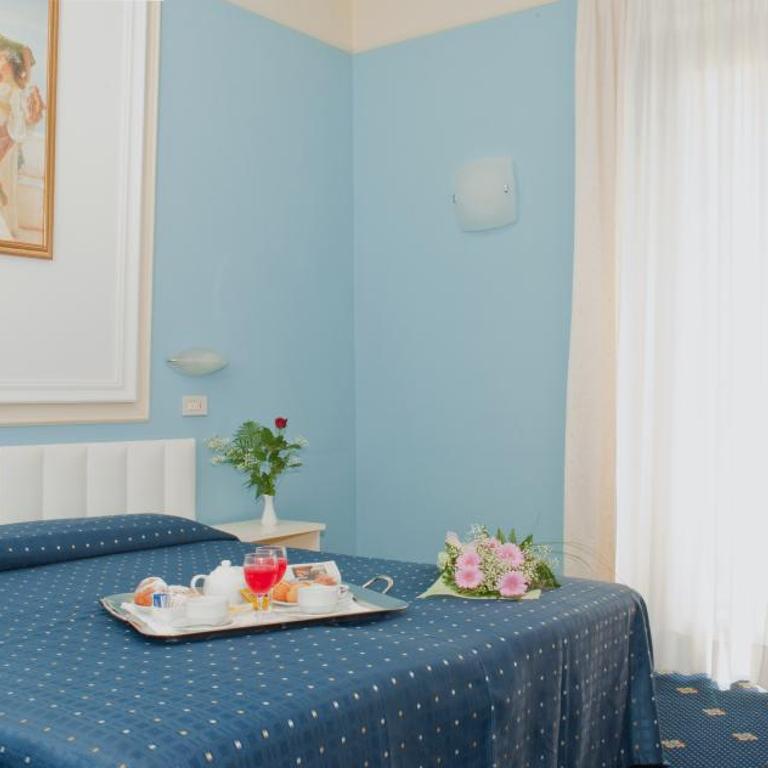 Hotel Augustus - Camera Deluxe - 6