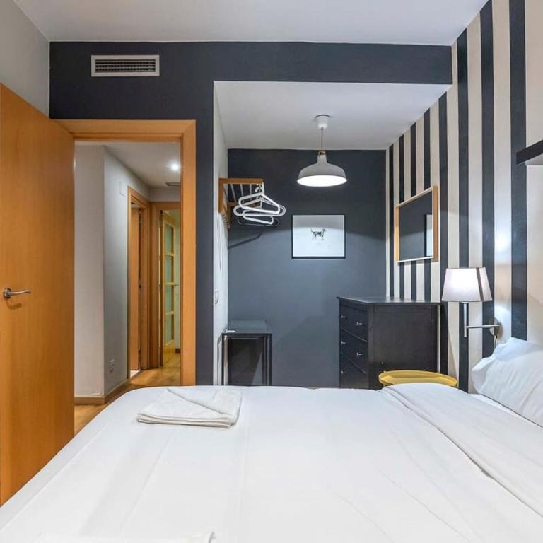 The Collection Barcelona - 2 bedroom with balcony in Eixample 3-2 - Apartment - 22