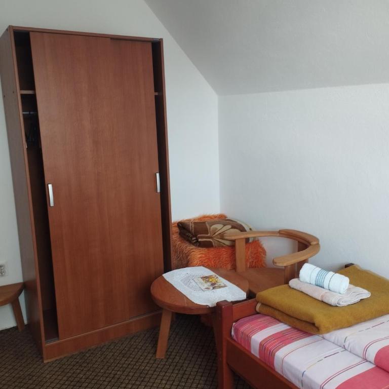 Farm stay La NOSTRA CASA - Dvokrevetna Soba sa Zasebnim Krevetima i Zajedničkim Kupatilom - 1