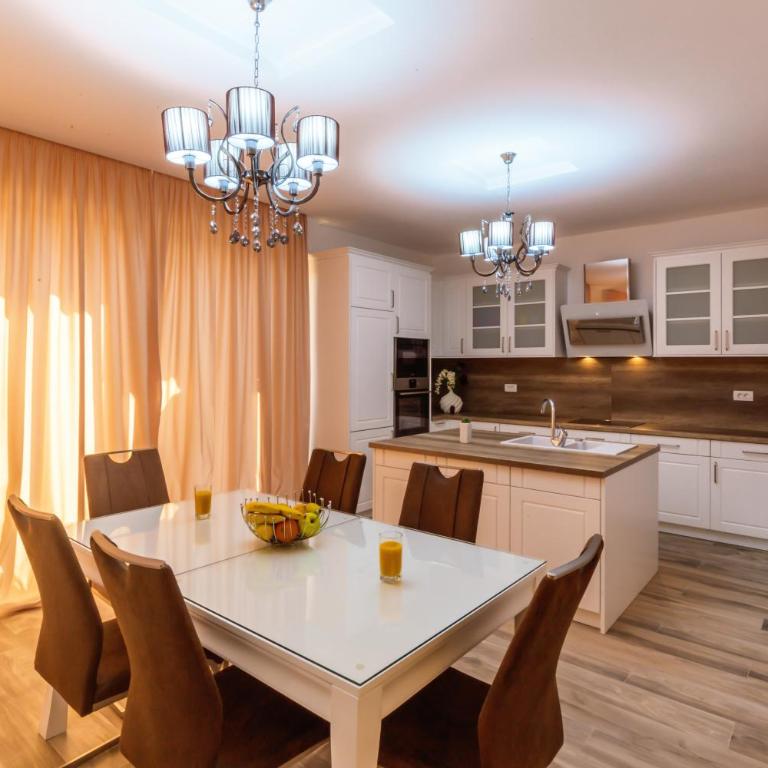 Opium Mar Apartments - Three-Bedroom Apartment with Sea View - 27
