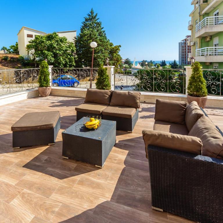 Opium Mar Apartments - Three-Bedroom Apartment with Sea View - 19