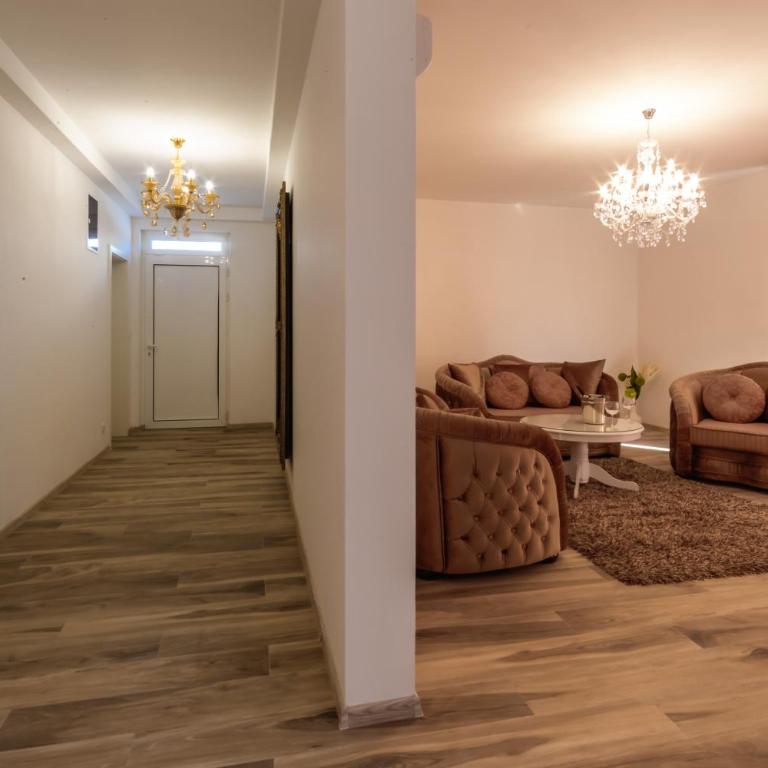 Opium Mar Apartments - Three-Bedroom Apartment with Sea View - 24