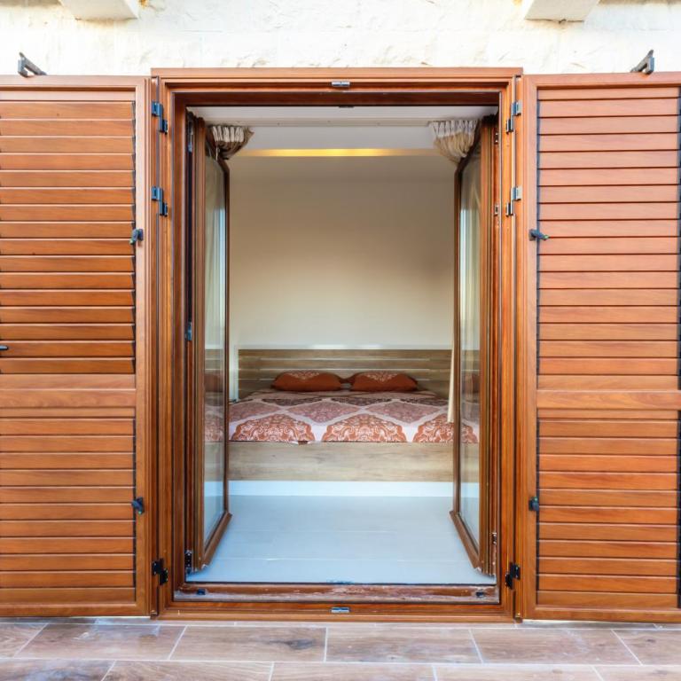 Opium Mar Apartments - Two-Bedroom Penthouse with Sea View - 6