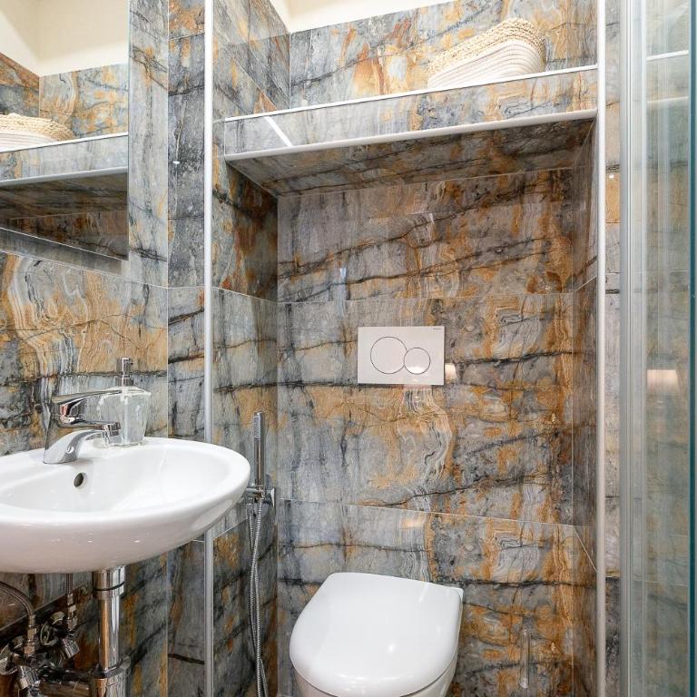 Lingotto Fiere - Ospedali - Metro - by RD Domus - Double Room with Private Bathroom - 1