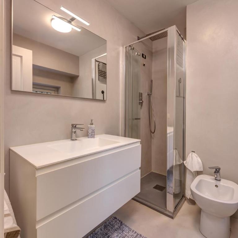 Lecco City Center Lake Como - Appartamento con 1 Camera da Letto - 15